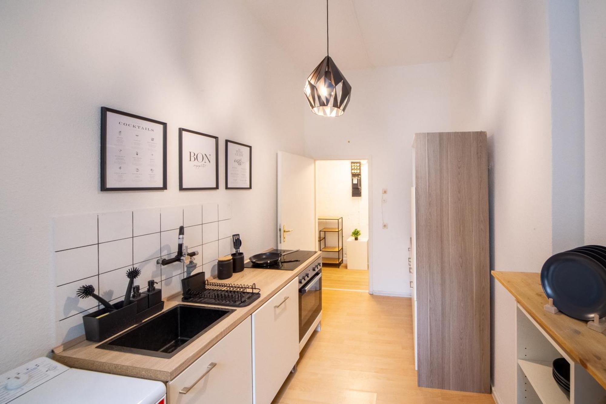 Massagesessel, King-Sized Bed, Billardtisch, 2 Couches Apartment Berlin Ngoại thất bức ảnh
